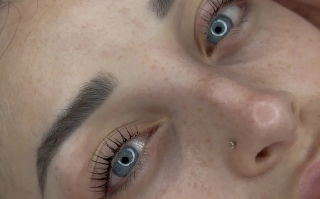 Korean Lash Lifting statt Wimpernverlängerung